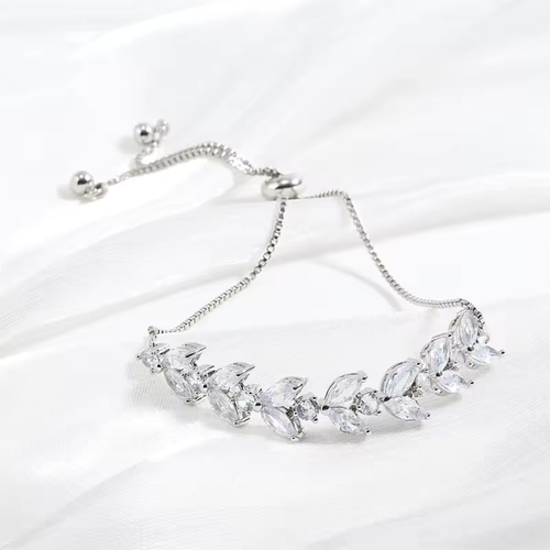 Bracciale Argento con Cristallo a Forma di Foglia